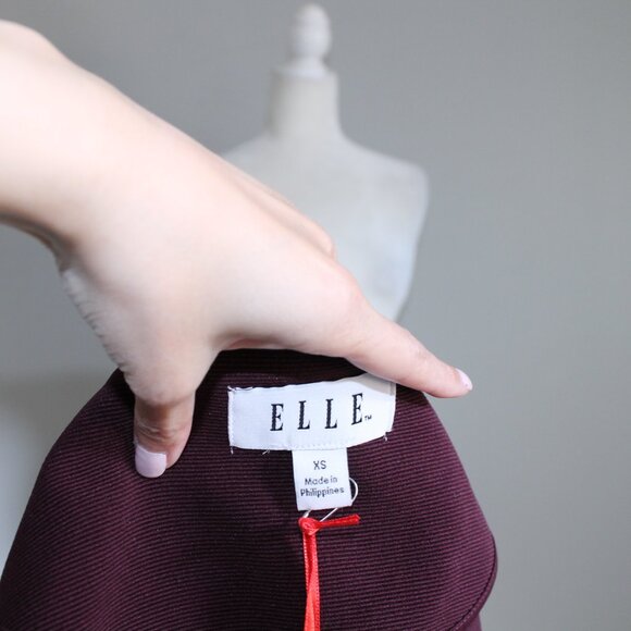 NWT Elle Burgundy Textured Bell Sleeve Blazer Jacket Sz XS - Picture 5 of 8